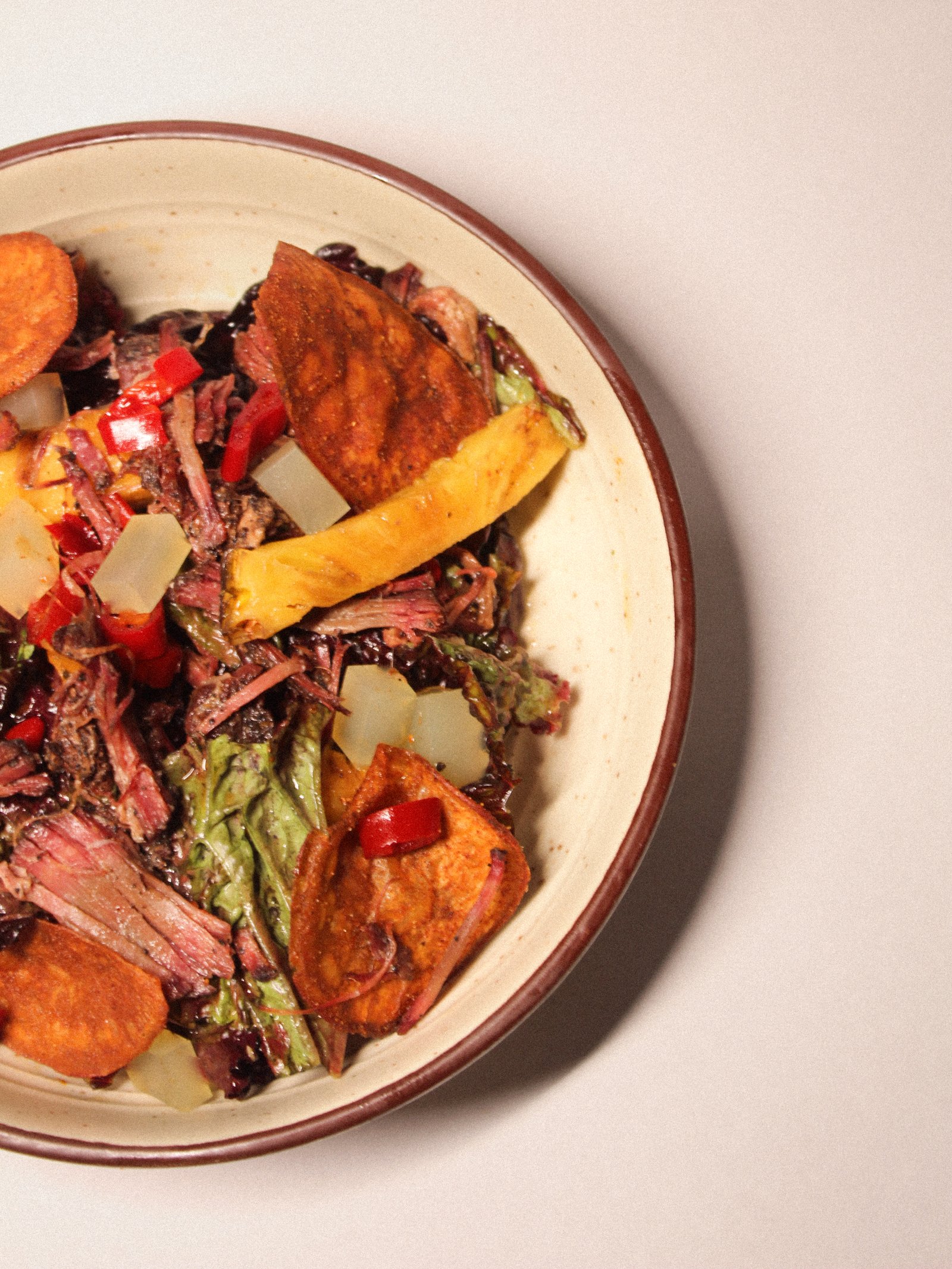 Tropical beef salad close-up